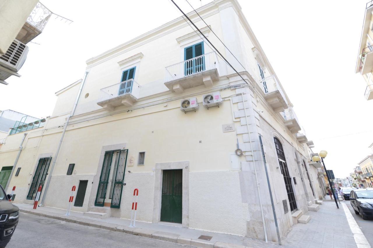 L'Antico Palazzo Panzió Canosa di Puglia Kültér fotó