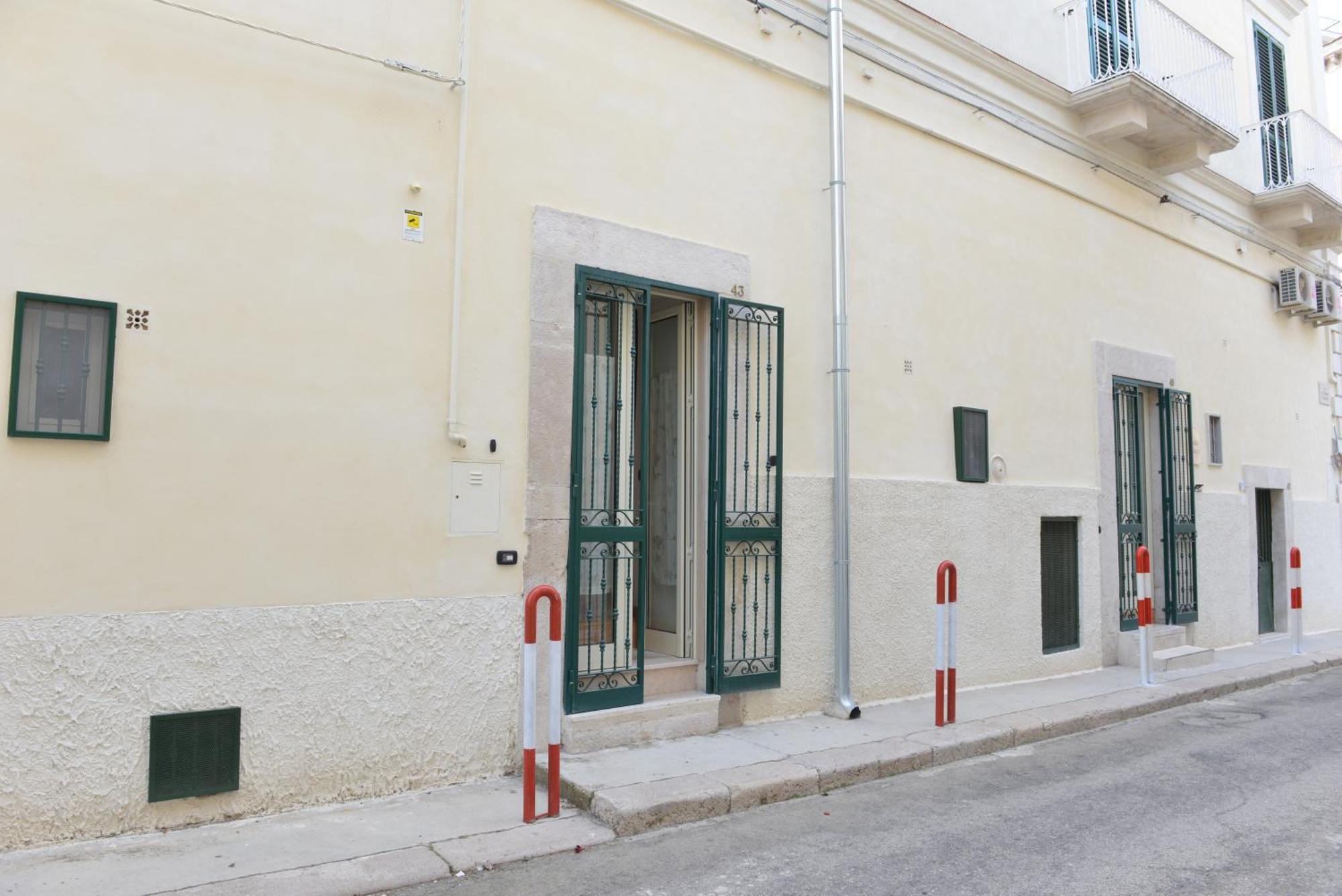 L'Antico Palazzo Panzió Canosa di Puglia Kültér fotó